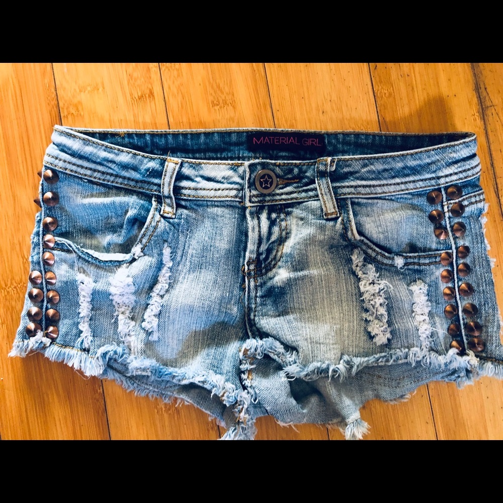 Jean Shorts no flaws💙🦋